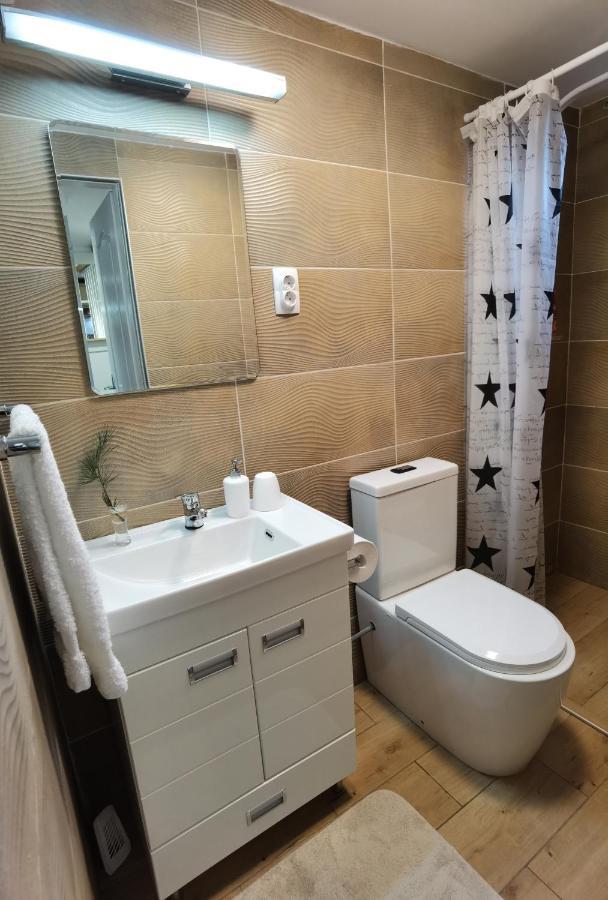 Zona Apartments 1 Зренянин Екстер'єр фото